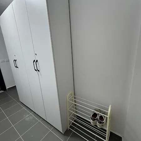 Apartman Golem * Golem (Tirana)
