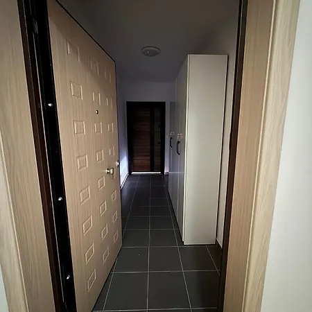 Apartman Golem * Golem (Tirana)