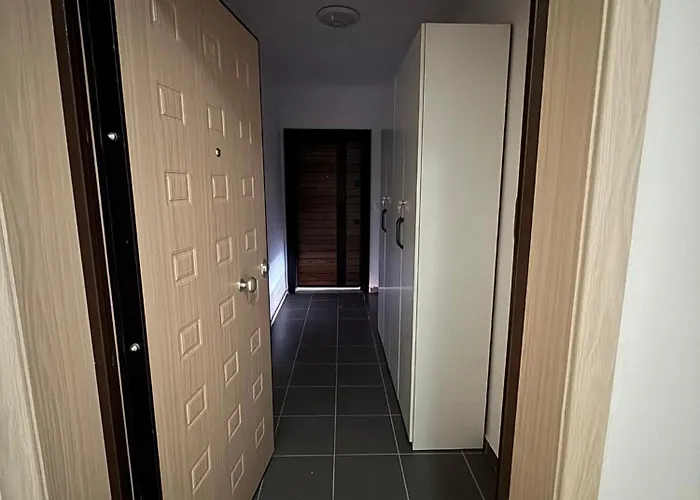 Apartman Golem * Golem (Tirana)
